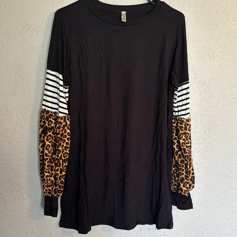 Color Block Sleeves Top